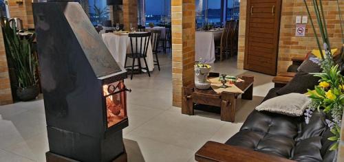 Ponta do Papagaio Ski Chalet | Relax at Pousada Recanto Edênico: Pet-Friendly Getaway