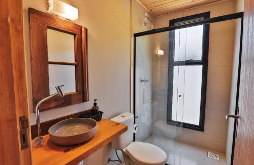 Morro Redondo Cabin | Discover Pousada Refúgio Araçá: Family & Pet Friendly Haven
