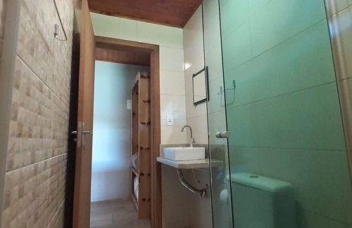Lages Hotel | Discover Pousada Refugio do Lago: Pool, Spa & Dining Awaits