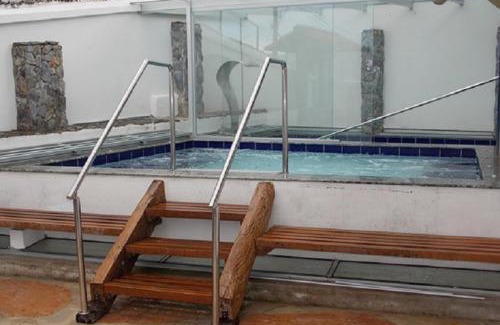 Diamantina Hotel | Inviting Pousada Relíquias do Tempo with Pool & Hot Tub