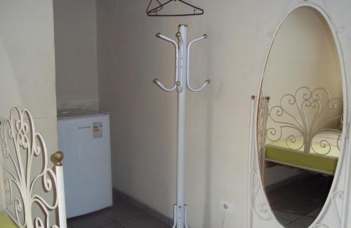 Jardim Primavera Hotel | Cozy Pousada Riacho Doce: Ocean Views & Family-Friendly Stay
