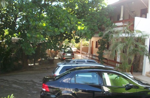Praia do Frances Hotel | Discover Pousada Ricardinho do Frances with Pool & Breakfast