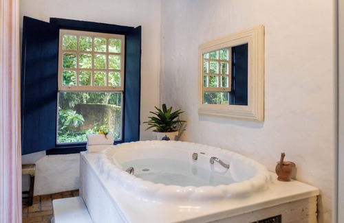 Piedade Hotel | Experience Pousada Ronco do Bugio: 5-Star Bliss Awaits