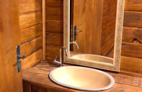 Grao Para Cabin | Pet-Friendly Pousada Rota do Corvo with Pool & Spa
