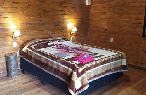 Grao Para Cabin | Pet-Friendly Pousada Rota do Corvo with Pool & Spa