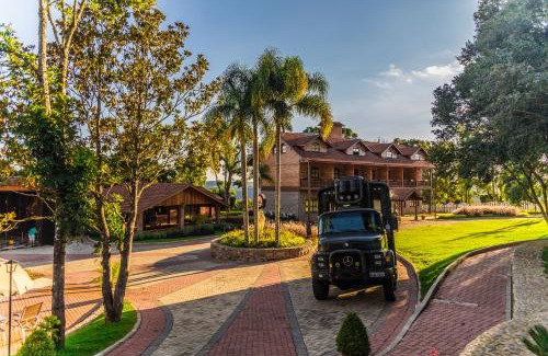 Nova Padua Hotel | Oceanfront Pousada Rugero: Guest Rated 10/10 Awaits You