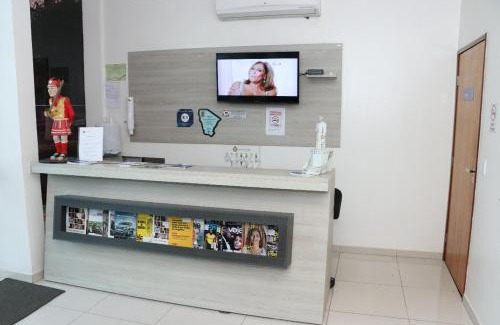 Juazeiro do Norte Hotel | Cozy Pousada Santo André - O Apóstolo with Breakfast Included