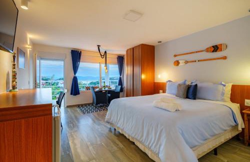 Joao Fernandes Hotel | Unforgettable Ocean View Stay at Pousada Santorini