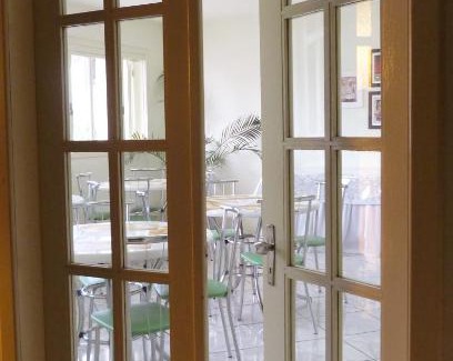 Sao Francisco Hotel | Discover Pousada São Francisco: Family-Friendly Retreat