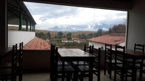 Guaratingueta Hotel | Budget-Friendly Pousada Sao Judas Tadeu with Pool & Breakfast