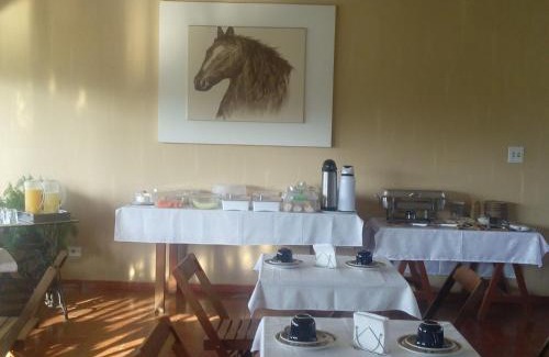 Perimetro Urbano Hotel | Charming Pousada Sarapui: Family-Friendly with Pool Access
