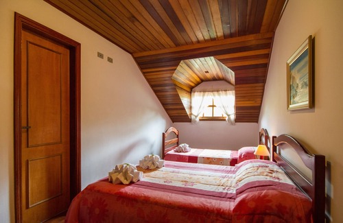 Jardim Andira Hotel | Discover Family-Friendly Comfort at Pousada Serena
