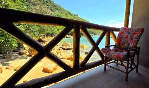 Picinguaba Hotel | Oceanfront Retreat: Pousada Sobre As Ondas de Picinguaba