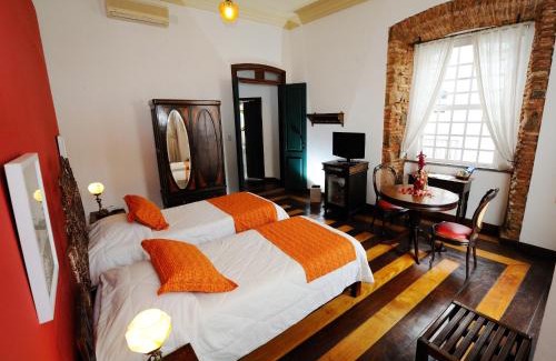 Pelourinho Hotel | Discover Relaxation at Pousada Solar dos Deuses