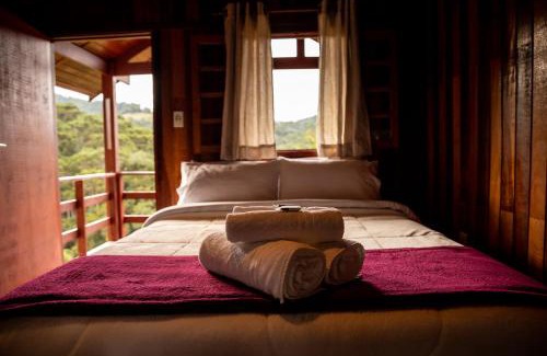 Goncalves Hotel | Pet-Friendly Retreat at Pousada Som das Aguas – Rated 10/10