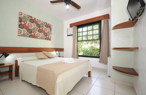 Costazul Hotel | Relax at Pousada Sonho Verde with Pool and Spa Amenities