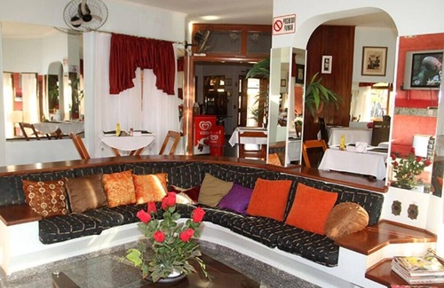 Sorocaba Hotel | Inviting Pousada Sorocaba: Family-Friendly with Pool