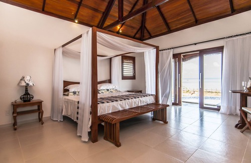 Touros Hotel | Relaxing Retreat at Pousada Spa dos Amores: Pool & Spa