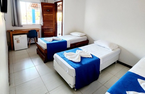 Sao Domingos Hotel | Relax at Pousada Suítes do Atlântico with Pool & Spa