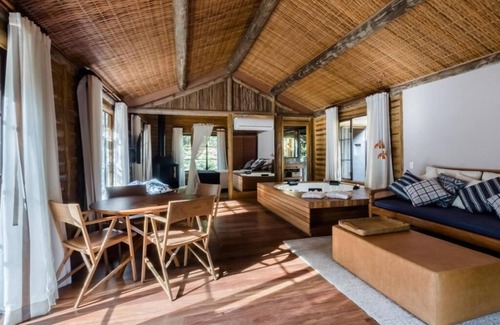 Itaipava Hotel | Experience Serenity at Pousada Tankamana - 4-Star Retreat