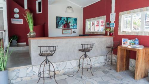 Portal da Ferradura Hotel | Discover Pousada Tartaruga: Family-Friendly & Pet Lover's Dream
