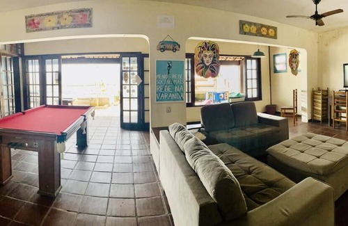 Rio das Ostras Hotel | Budget-Friendly Stay at Pousada Tartaruga with Pool Access