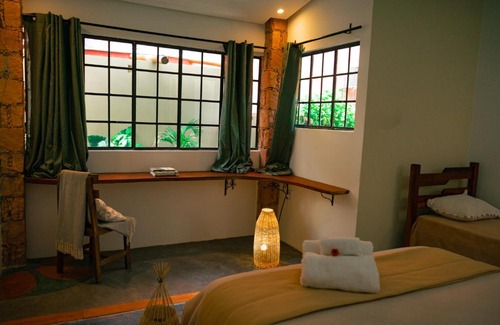 Lencois Bed & Breakfast | Relax at Pousada Tatu do Bem: Family-Friendly Retreat