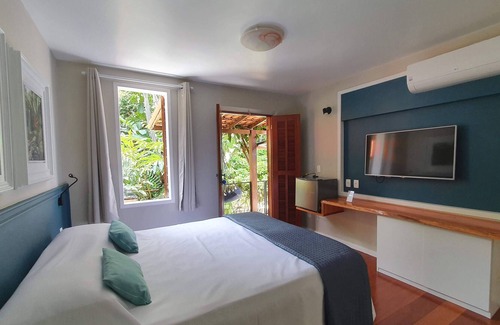 Cachoeiras de Macacu Hotel | Discover Pousada Tekoá Indiana: Family-Friendly Retreat