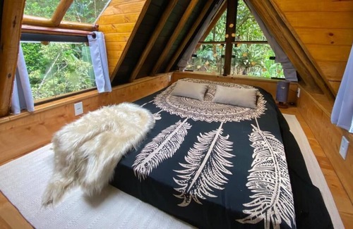 Cachoeiras de Macacu Hotel | Discover Pousada Tekoá Indiana: Family-Friendly Retreat