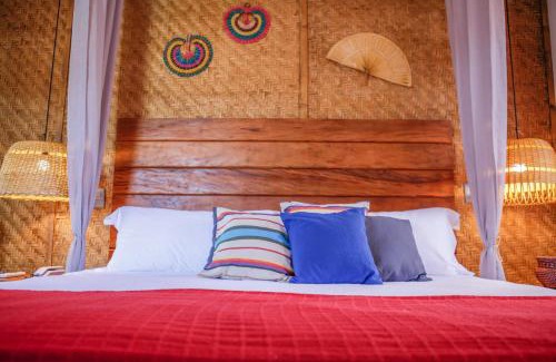 Maranduba Hotel | Oceanfront Pousada TeMoana: Rated 10/10 with Pool & Views