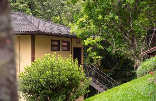 Visconde de Maua Hotel | Exquisite Pousada Terra Crua: Spa & Hot Tub Retreat