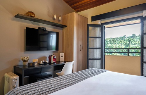 Jardim Nova Suica Hotel | Impeccable Pousada Terrazzo Bonjardim: Guest Rated 10/10