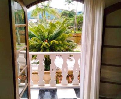 Pontal Hotel | Pousada Thamalu: Oceanfront Retreat with Pool & Family Perks