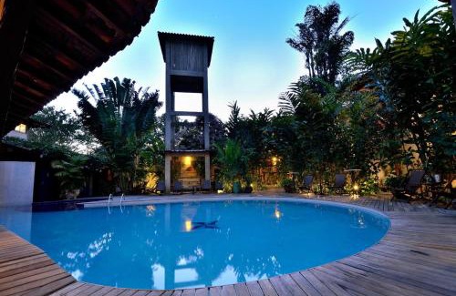 Barra do Sahy Bed & Breakfast | Idyllic Oceanfront Escape at Pousada Tiê Sahy - 4 Stars