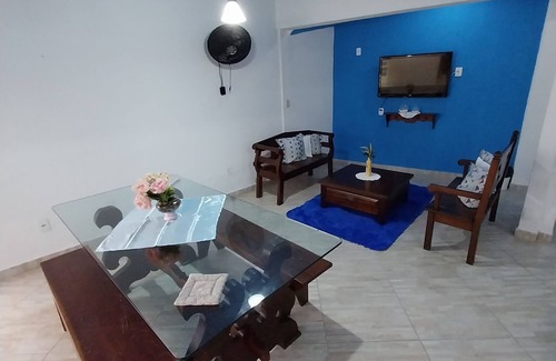 Jacuecanga Hotel | Convenient Stay at Pousada Toca do Cambú with Pool & Breakfast