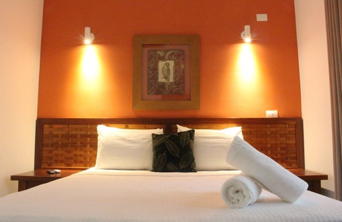 Itamambuca Hotel | Relax at Pousada Todas as Luas with Pool & Spa Amenities