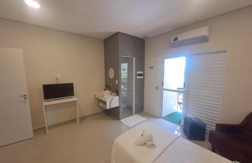 Mairipora Hotel | Pet-Friendly Pousada TOP with Oceanfront Pool & Hot Tub