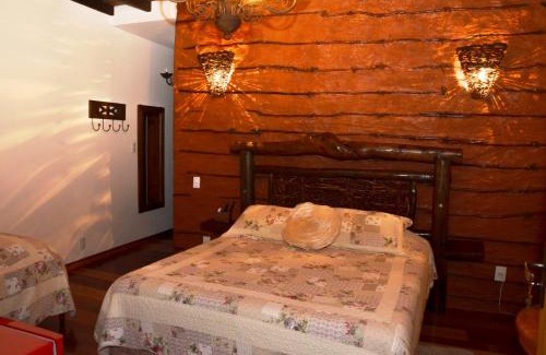 Tiradentes Hotel | Top-Rated Pousada Toque Mineiro with Pool & Hot Tub