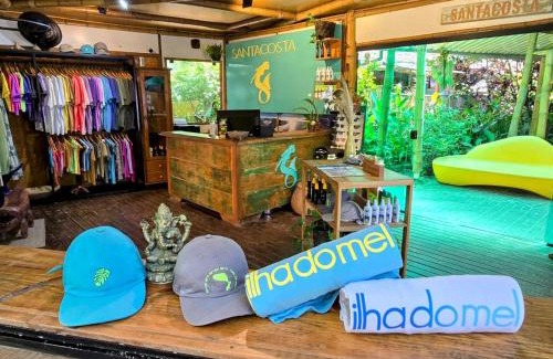 Paranagua Hotel | Oceanfront Retreat at Pousada Treze Luas - Rated 8.6/10