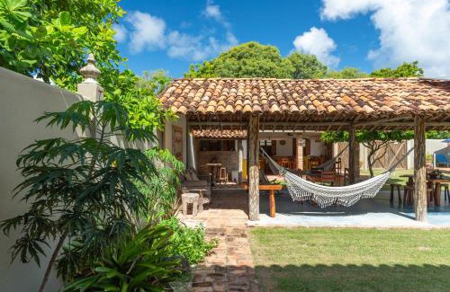 Praia do Frances Hotel | Serene Pousada Trilha do Mar: Family-Friendly Retreat