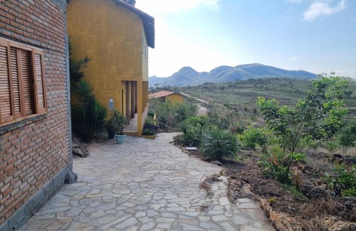 Itumirim Hotel | Top-Rated Pousada Trilhas de Gigantes: Pet-Friendly Escape