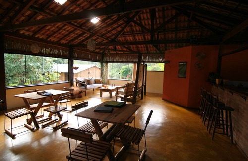 Cavalcante Hotel | Idyllic Pousada Vale das Araras with Pool & Spa Amenities