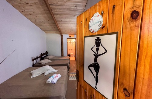 Tres Coracoes Hotel | Discover Pousada Vale das Primaveras with Pool & Spa