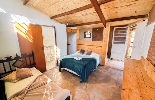 Tres Coracoes Hotel | Discover Pousada Vale das Primaveras with Pool & Spa