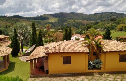 Bueno Brandao Hotel | Exceptional Pousada Vale do Café with Oceanfront Pool