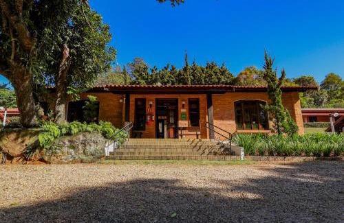 Sao Pedro Hotel | Discover Pousada Vale do Dinossauro with Oceanfront Relaxation