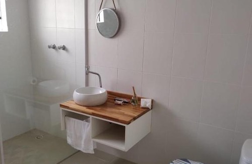 Guararema House | Pet-Friendly Retreat at Pousada Vale dos Jacus - 8/10 Rated
