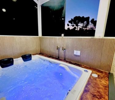 Jaguaribe Hotel | Family-Friendly Pousada VHL in Scenic Campos do Jordão