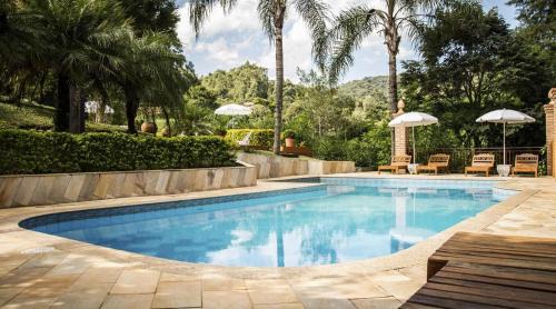 Santo Antonio do Pinhal Hotel | Relax at Pousada Villa Campestre with Pool & Family Amenities