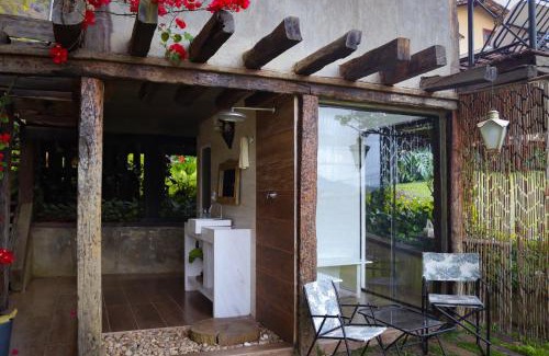 Brazopolis Hotel | Discover Pousada Vidinha Bela: Oceanfront Retreat with Spa